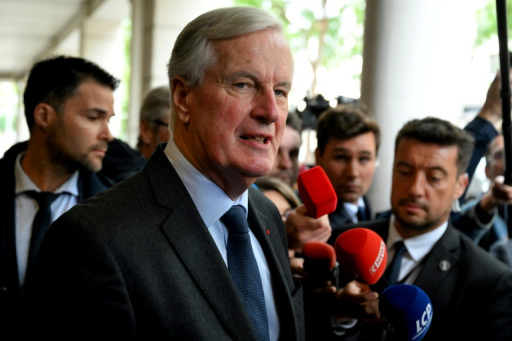 La droite adoube Barnier et exige une "rupture", Macron plaide pour une "ère nouvelle" et des "compromis"