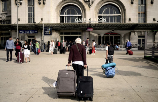En gare de Lyon, la limitation des bagages dans les TGV ne suscite pas d'indignation