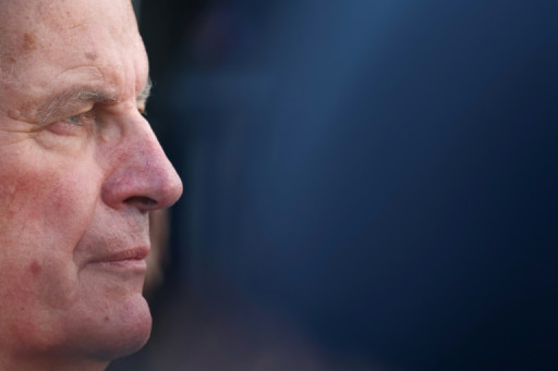 "Faire beaucoup avec peu": Barnier veut d'abord "redresser" les finances du pays