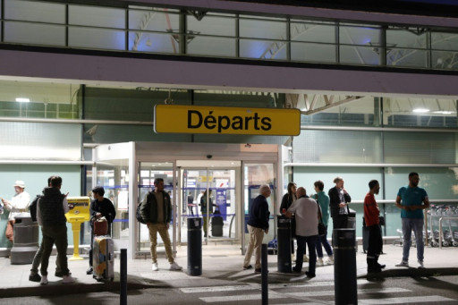 En Corse, aéroports et ports bloqués sur fond de tensions entre l'Etat et les élus locaux