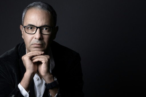 Kamel Daoud, chroniqueur de l'Algérie, exilé par "la force des choses"