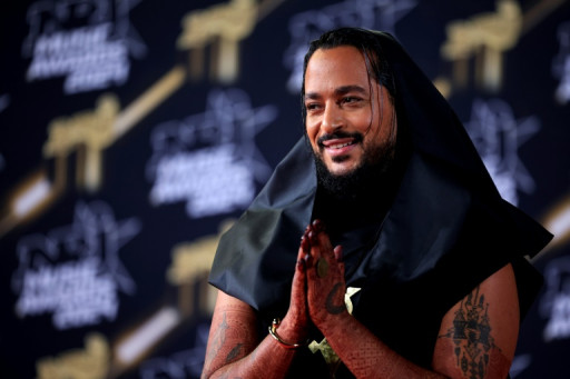Slimane, visé par une plainte pour harcèlement sexuel, remporte un NRJ Music Award