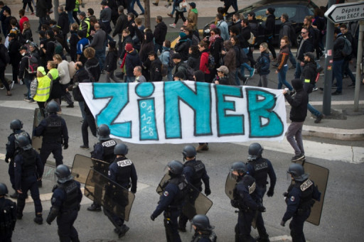 Mort de Zineb Redouane à Marseille: le CRS auteur du tir de lacrymogène mis en examen