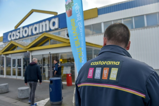 Castorama et Leroy Merlin réduisent leurs effectifs dans leurs sièges