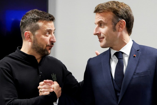 Ukraine: Macron dénonce une "logique d'escalade inacceptable" de la Russie
