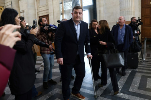 Début du procès pour viol collectif d'anciens rugbymen de Grenoble, sept ans après les faits