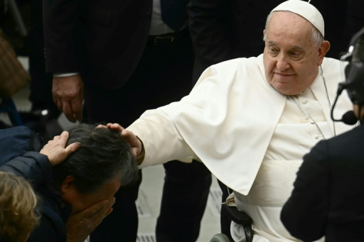Messe géante et bains de foule pour la visite historique du pape en Corse