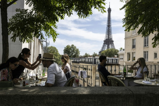 Malgré le trou d'air des JO, la restauration progresse légèrement en 2024