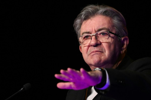 Sa résidence secondaire dégradée, Mélenchon affirme que "cela finira mal"