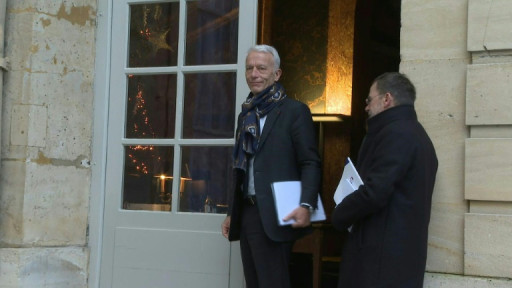 Budget, social: le gouvernement ouvre le dialogue, pas de "tabou" de Bayrou sur les retraites