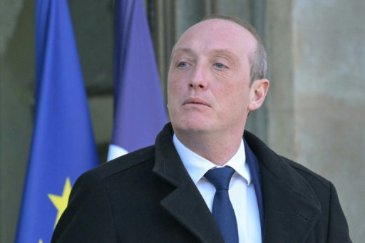Fonction publique: les syndicats optimistes après leur rencontre avec le nouveau ministre 