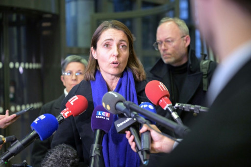 Retraites: la position du gouvernement encore "nébuleuse", selon la CGT après un rendez-vous avec Lombard
