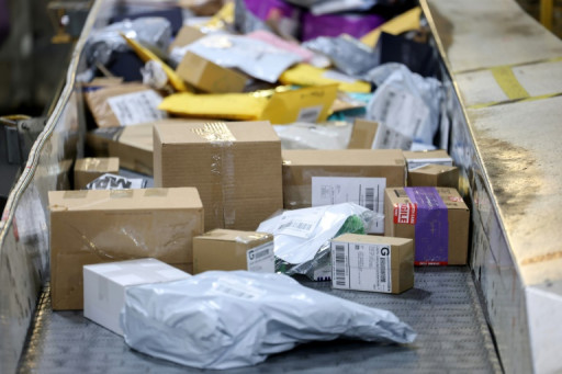 La poste américaine dit ne plus accepter "temporairement" les colis venant de Chine