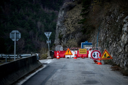 Vacances d'hiver: plus de 60 kms de bouchons vers les stations