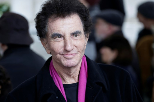 Jack Lang "poussé à terre" lors d'un rassemblement contre la pédocriminalité