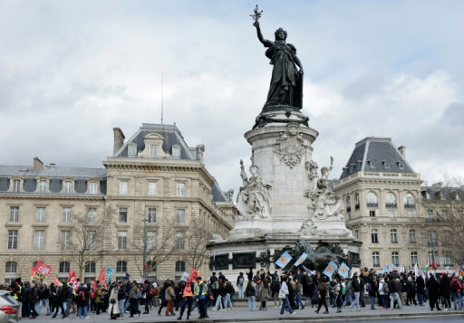 Plusieurs centaines de personnes à un rassemblement antifasciste à Paris