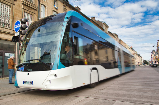 Le trolley bus nancéien en marche à blanc