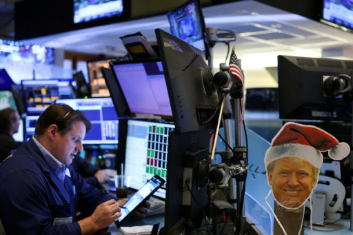 Wall Street crispée avant les nouveaux droits de douane américains