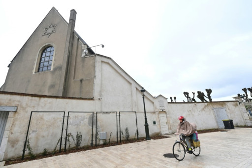 Rabbin agressé à Orléans: le mineur condamné à 16 mois de prison ferme