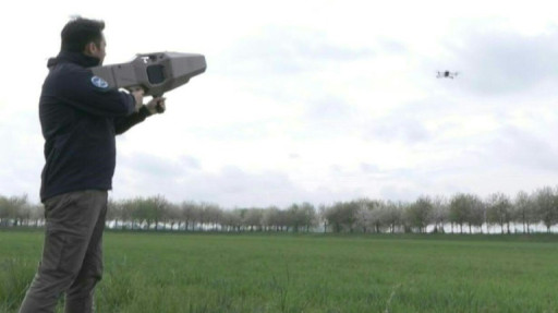 Dans le Nord, la lutte anti-drones est synonyme de "made in France"