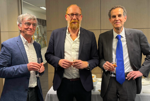 DecideOm boucle sa première acquisition