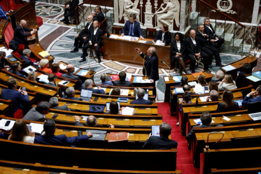 Les députés s'invectivent lors de l'examen d'un texte contre l'antisémitisme à l'université