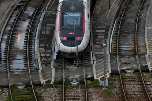 Grève: début de semaine calme dans les gares, et des retours dimanche garantis selon la SNCF