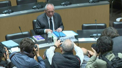 Bétharram: audition marathon, style agressif, coût politique limité pour Bayrou