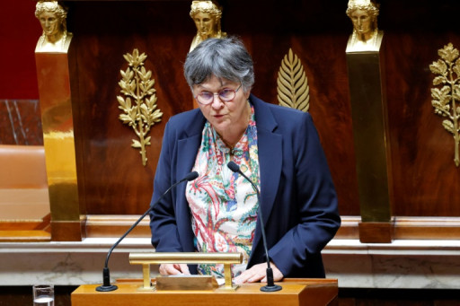 Médecin et député: sur l'aide à mourir, une double casquette lourde de sens