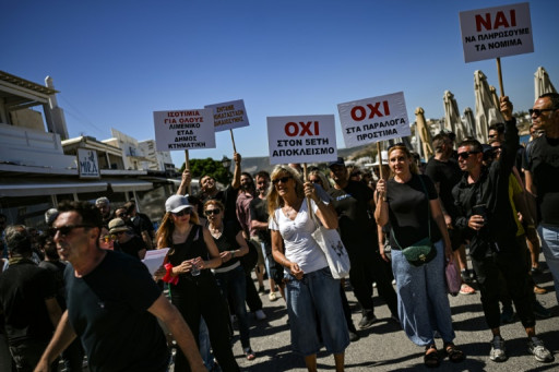 Grèce: grève inédite des tavernes du port touristique de Paros