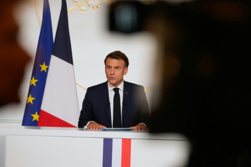 Macron défend "le droit d'Israël à se protéger" mais doit reporter sa conférence sur l'Etat palestinien