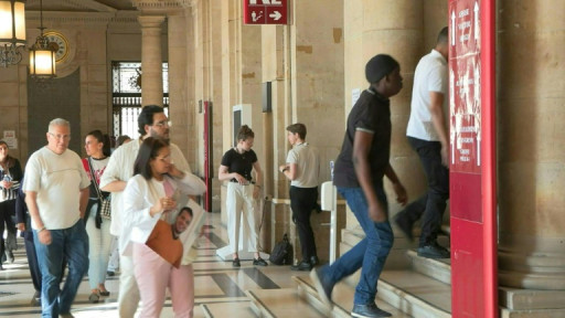 Le procès du conspirationniste Martial Lanoir pour un tir mortel s'est ouvert à Paris