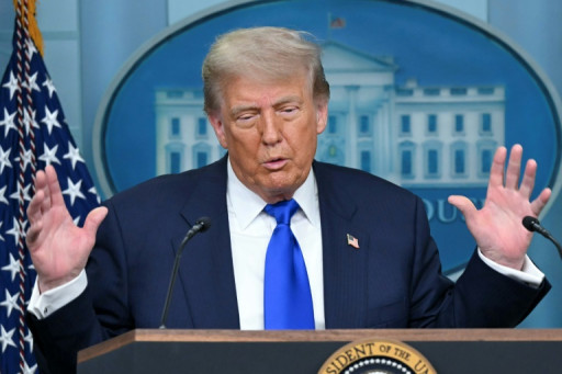 Détente commerciale entre Etats-Unis et Chine, mais Trump rompt avec le Canada