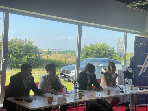 La parité en débat à la Soirée de l’Égalité du Cercle de Theia