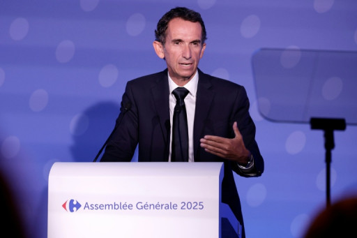 Carrefour: Alexandre Bompard renouvelé, les activités en Italie cédées et un résultat net en baisse