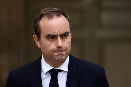 De la dissolution à la démission de Lecornu, des inédits à la chaîne
