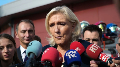 Réunion à l'Elysée sans le RN et LFI: Le Pen dénonce une "rupture" avec la fonction présidentielle