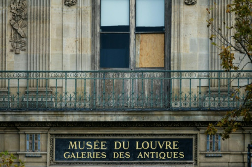 La sécurité du Louvre "pas conforme à ce qu'on peut attendre d'un musée", selon un sénateur