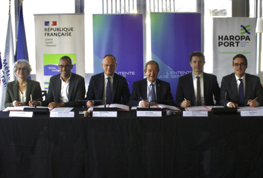 Logistique fluviale : la solution décarbonée de l'Axe Seine