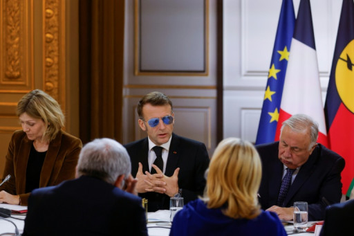 Sommet sur la Nouvelle-Calédonie: Macron veut avancer, mais "sans passage en force"