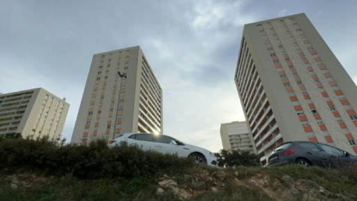 Dans les quartiers nord de Marseille "votez Pierrette ou Paulette, mais votez!"