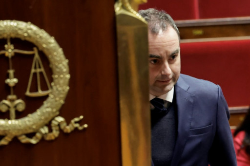 Budget: Lecornu affronte deux motions de censure, avant un nouveau 49.3