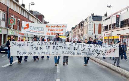 La filière BTP, frappée par la crise, va mal