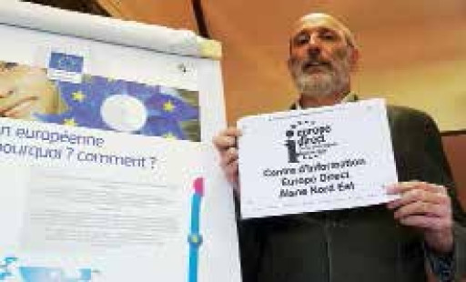 Le drapeau européen flotte sur la Fédération des MJC de l’Aisne