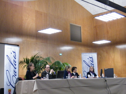 Logements, services publics et parking pour un quartier dégradé