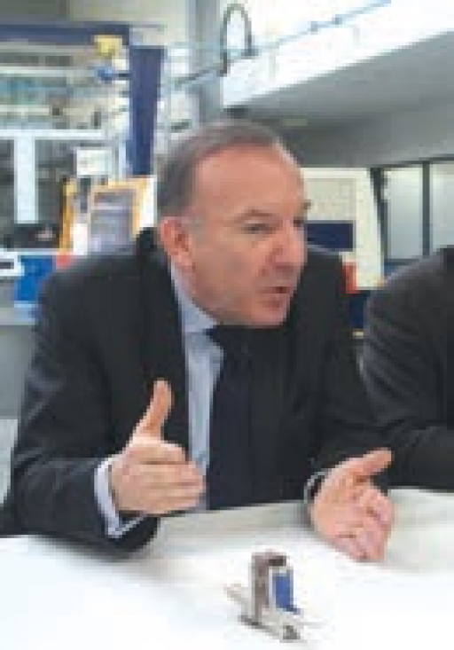 Pierre Gattaz monte au front