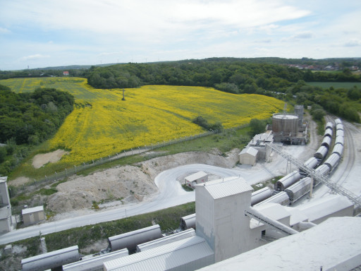 Lhoist joue la constance dans le Boulonnais