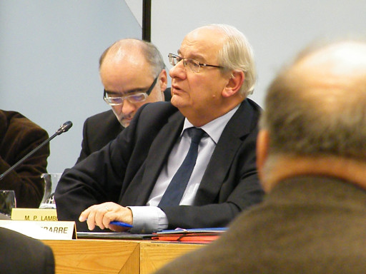 Disette budgétaire et soutien direct aux entreprises