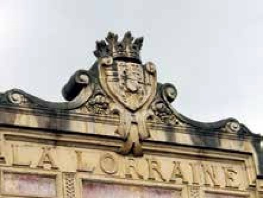 La tectonique des places…