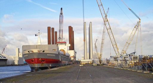 Dunkerque Port élu "meilleur port de vracs européen" en 2015